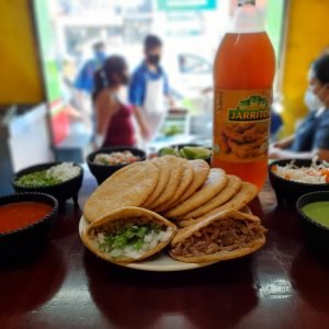10 Gorditas de Carnitas - Paquete #4